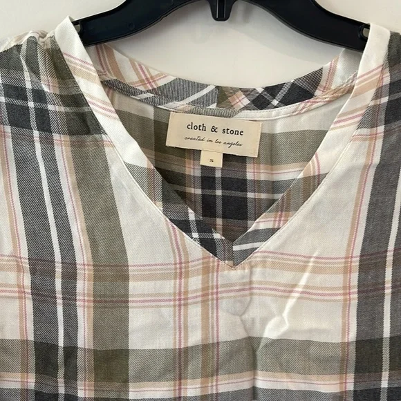 Anthropologie Cloth and Stone plaid top - Picture 2 of 5